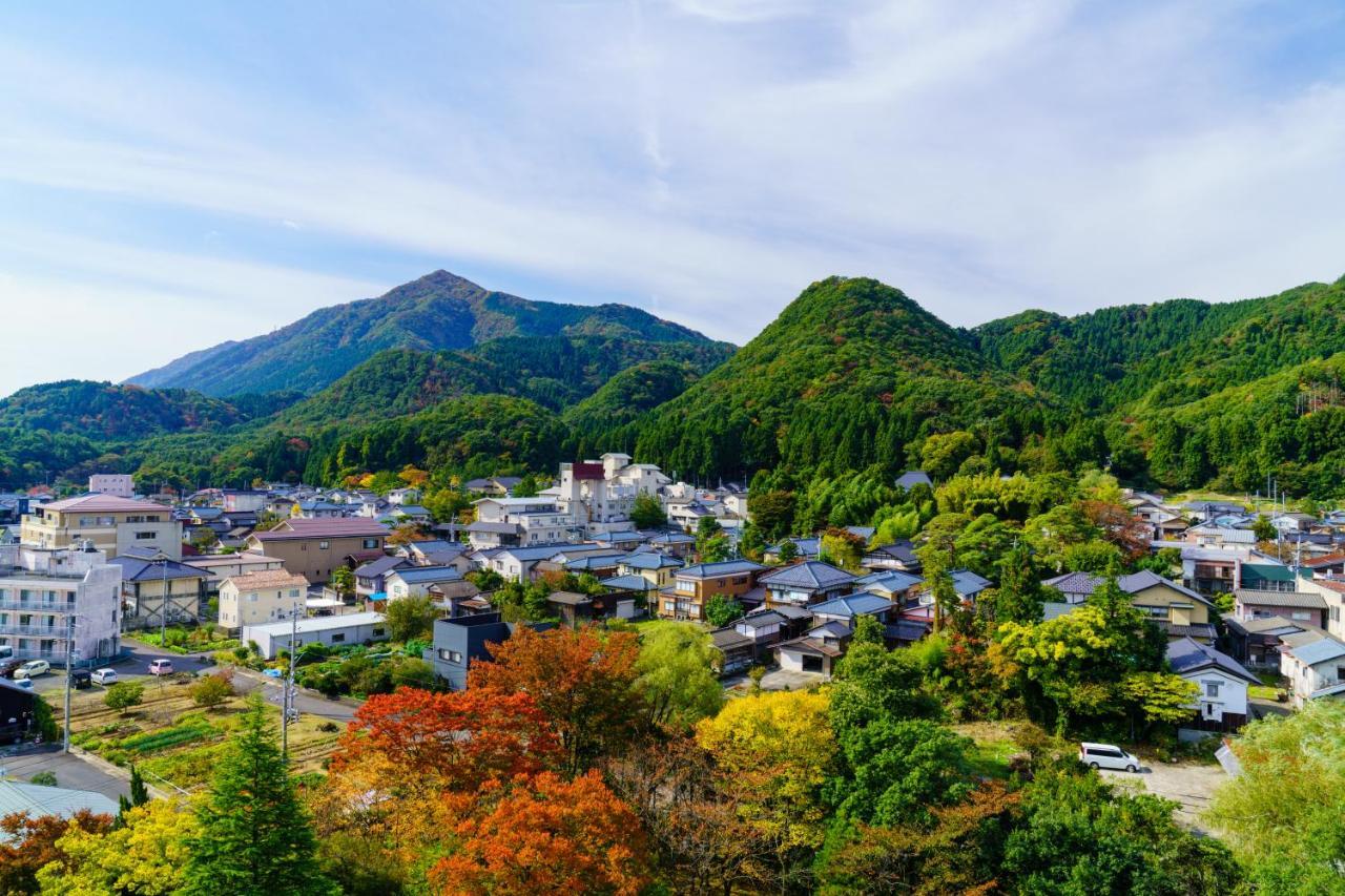 Hotel Hoho "A Hotel Overlooking The Echigo Plain And The Yahiko Mountain Range" Formerly Hotel Oohashi Yakata-No-Yu Niigata Exterior photo