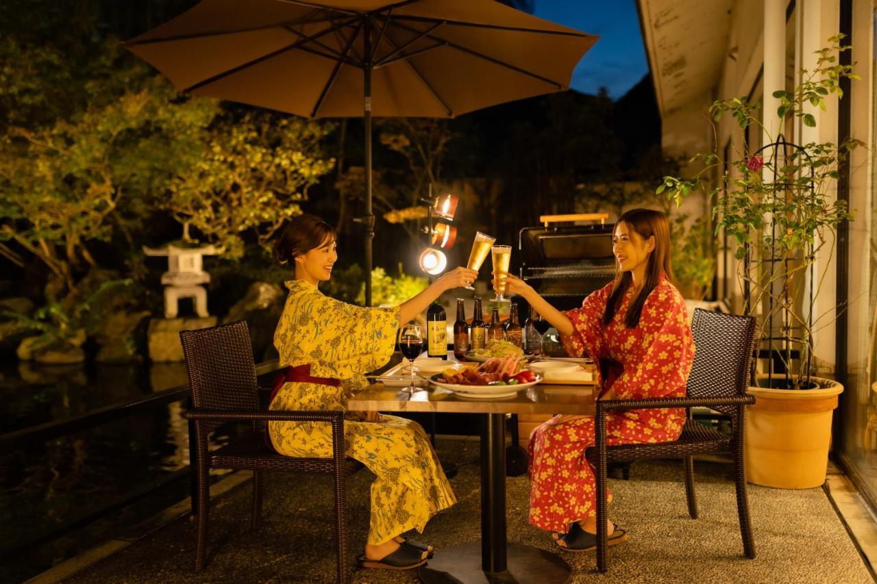 Hotel Hoho "A Hotel Overlooking The Echigo Plain And The Yahiko Mountain Range" Formerly Hotel Oohashi Yakata-No-Yu Niigata Exterior photo